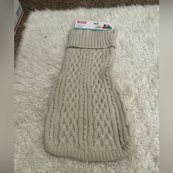 $15 sale Med Boots & Barkley Dog or Cat Sweater Pet Apparel Beige NWT 0218 - Picture 2 of 5